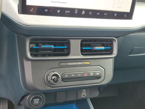New 2026 Ford Maverick XLT w/ XLT Luxury Package AWD/4WD image 28