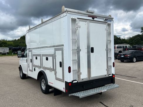 New 2025 Chevrolet Express 3500 w/ Power Convenience Package image 38