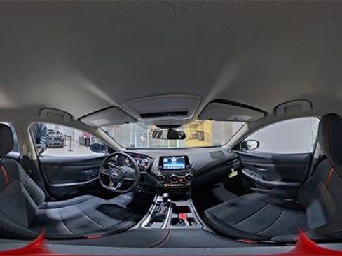 Used 2025 Nissan Sentra SR FWD image 17