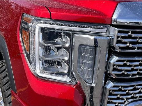 Used 2023 GMC Sierra 2500 Denali w/ Denali Ultimate Package AWD/4WD image 31