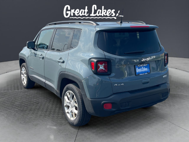 Used 2018 Jeep Renegade Latitude w/ Cold Weather Group AWD/4WD image 3