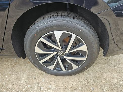 Used 2025 Volkswagen Jetta S FWD image 25