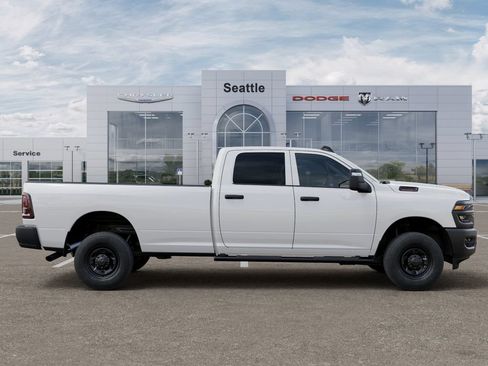 New 2026 RAM 2500 Tradesman AWD/4WD image 22
