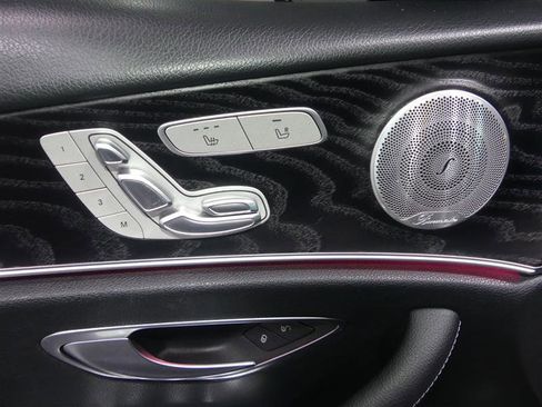 Used 2020 Mercedes-Benz E 350 4MATIC Sedan w/ Premium Package image 20