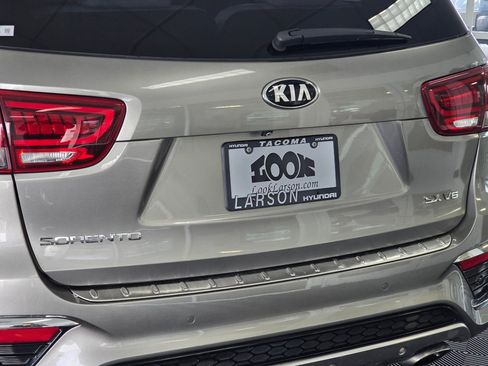 Used 2019 Kia Sorento SX FWD image 14