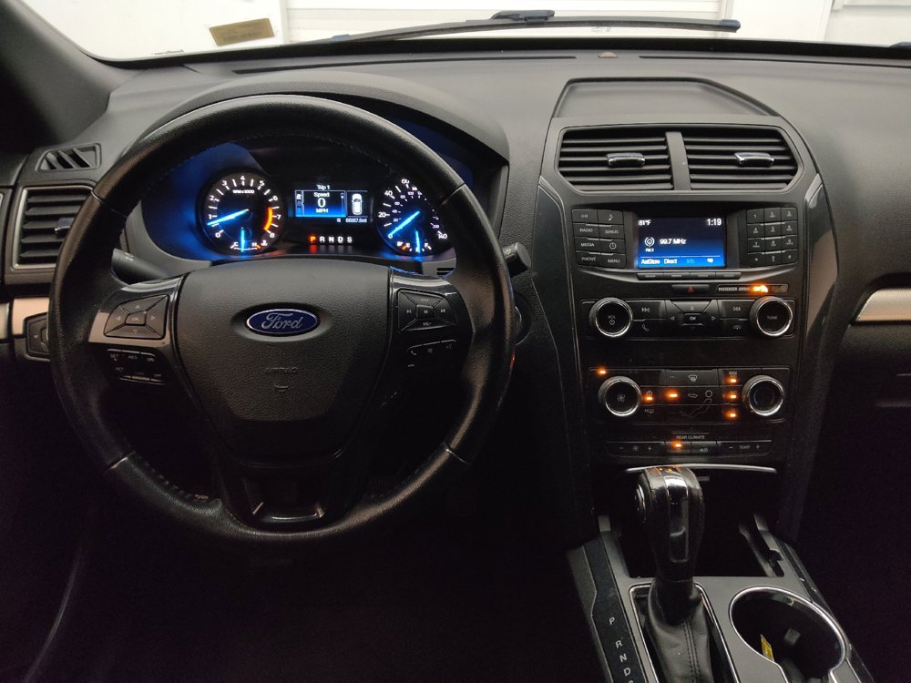 Used 2018 Ford Explorer XLT FWD image 22