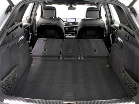 Used 2020 Audi SQ5 Premium Plus w/ Premium Plus Package image 72