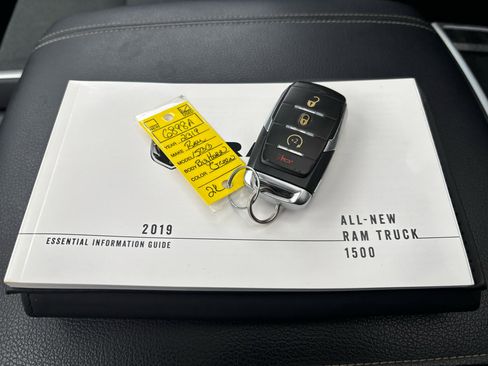 Used 2019 RAM 1500 Big Horn image 34