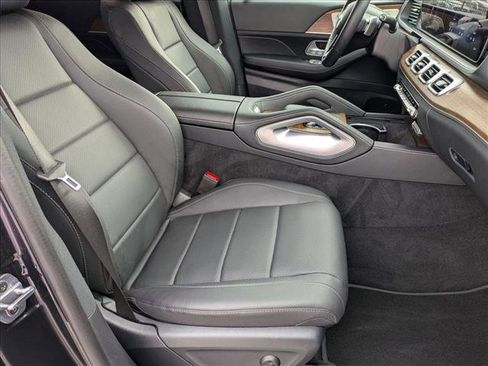 Used 2025 Mercedes-Benz GLE 350 4MATIC image 22