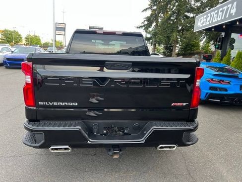 Used 2022 Chevrolet Silverado 1500 RST w/ Z71 Off-Road Package AWD/4WD image 4