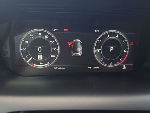 Used 2020 Land Rover Discovery Sport SE AWD/4WD image 22