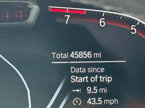 Certified 2022 BMW X5 xDrive40i w/ M Sport Package image 20