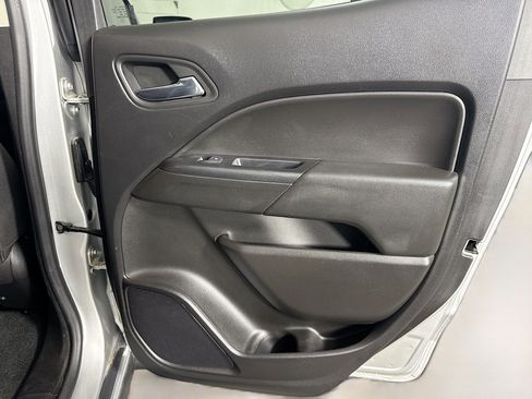 Used 2018 Chevrolet Colorado LT w/ LT Convenience Package RWD image 27