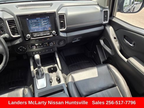 Used 2024 Nissan Frontier SL w/ Technology Package AWD/4WD image 16