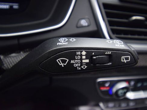 Used 2022 Audi SQ5 Premium Plus image 39