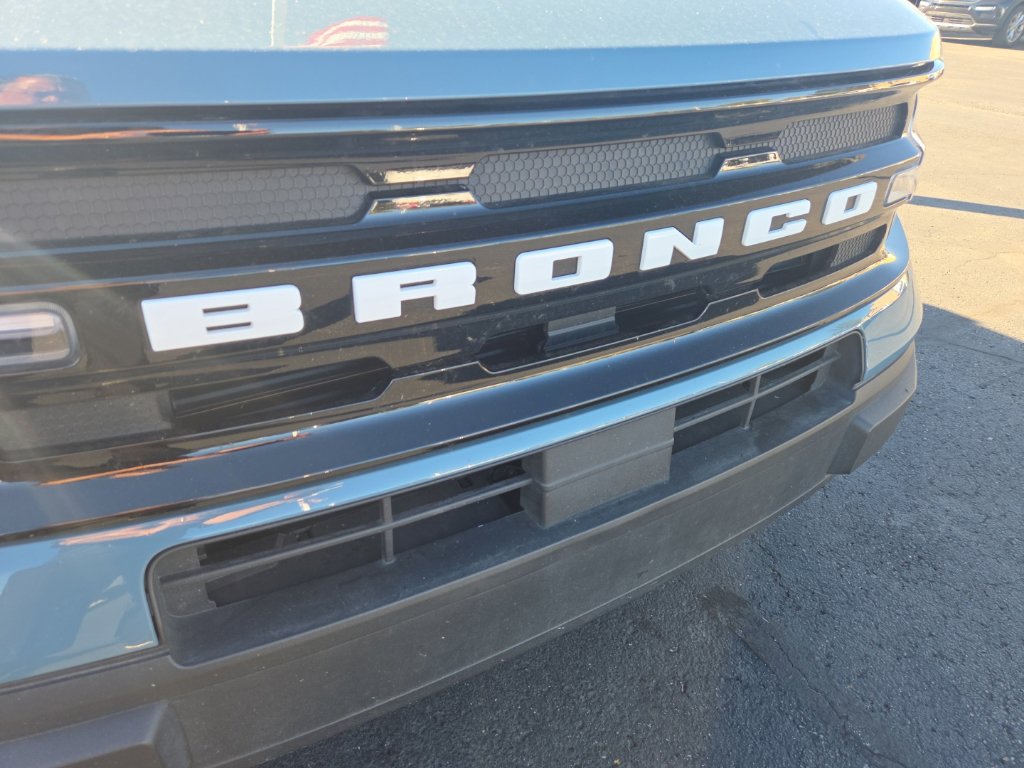 Certified 2023 Ford Bronco Sport Outer Banks w/ Tech Package AWD/4WD image 2