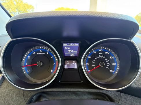 Used 2016 Hyundai Elantra GT image 13