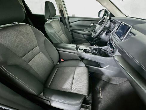 Used 2026 Nissan Rogue SV AWD/4WD image 31