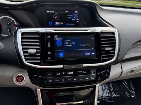 Used 2016 Honda Accord EX-L image 13