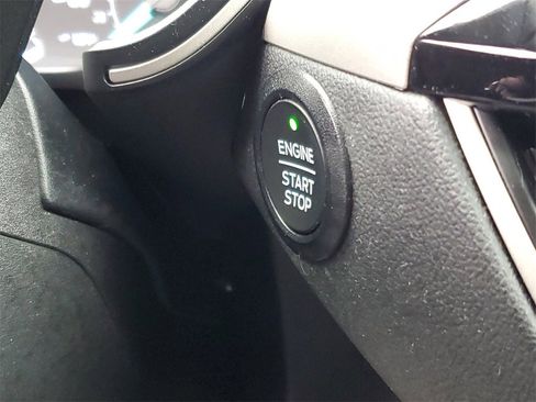 Used 2022 Ford Escape SEL image 14