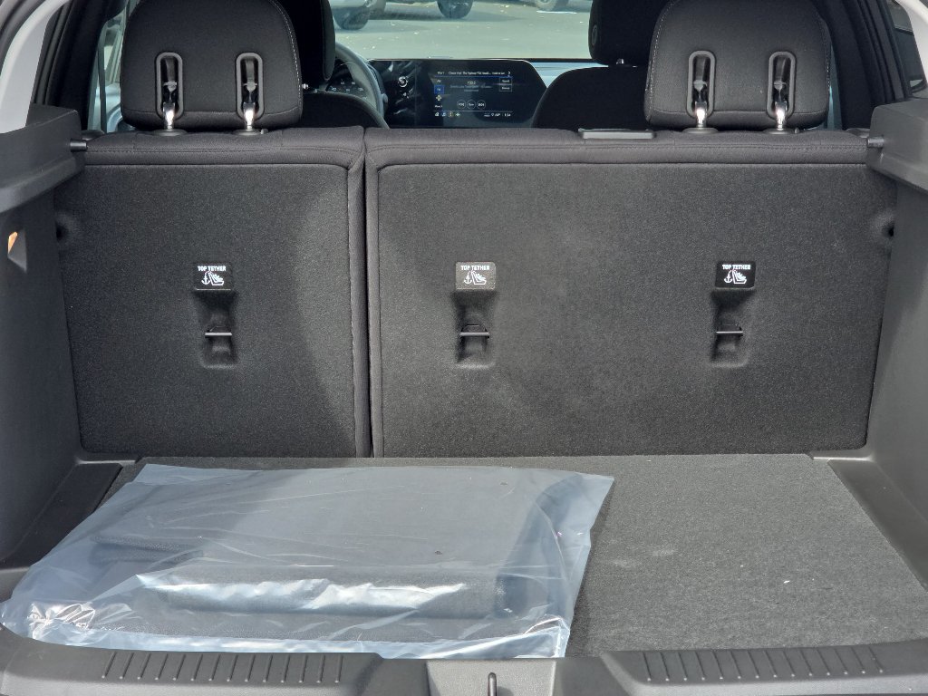 New 2026 Chevrolet Trax LS w/ LS Convenience Package FWD image 9