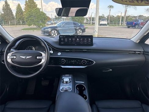 Used 2025 Genesis GV70 2.5T image 14