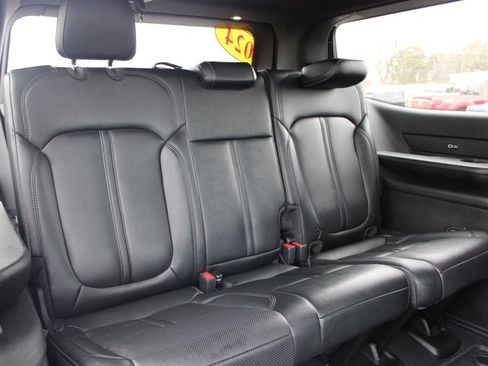 Used 2024 Jeep Wagoneer Series II image 36