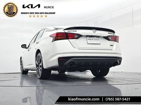 Used 2022 Nissan Altima 2.5 SR w/ Midnight Edition Package AWD/4WD image 43