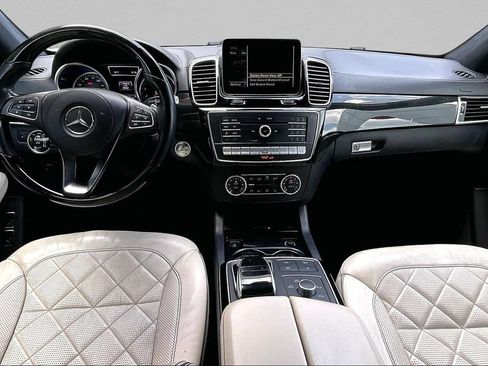 Used 2018 Mercedes-Benz GLS 450 4MATIC image 8