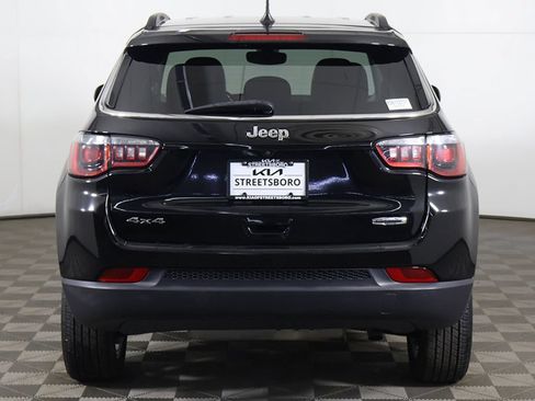 Used 2019 Jeep Compass Latitude AWD/4WD image 9