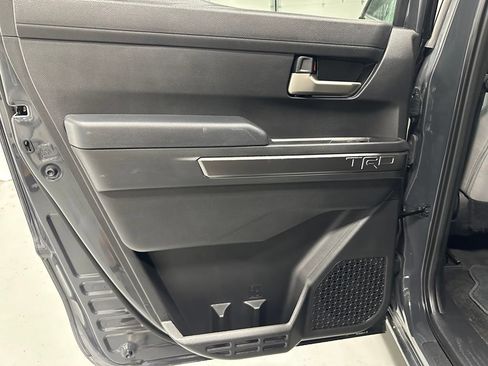 Used 2025 Toyota Tacoma TRD Off-Road AWD/4WD image 41