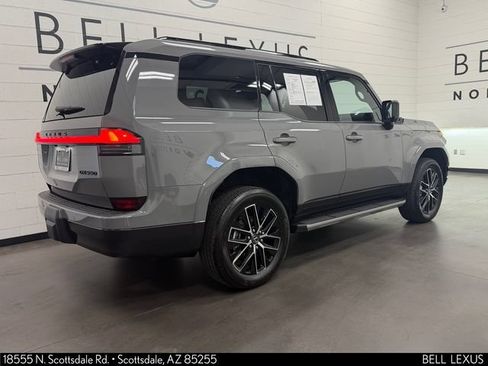 Used 2026 Lexus GX 550 w/ Accessory Package (2T) AWD/4WD image 4
