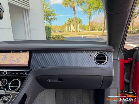 Used 2024 Bentley Continental GT V8 image 41