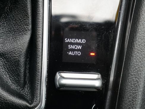 Used 2024 Jeep Compass Latitude image 21