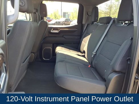 Used 2022 Chevrolet Silverado 1500 RST image 23