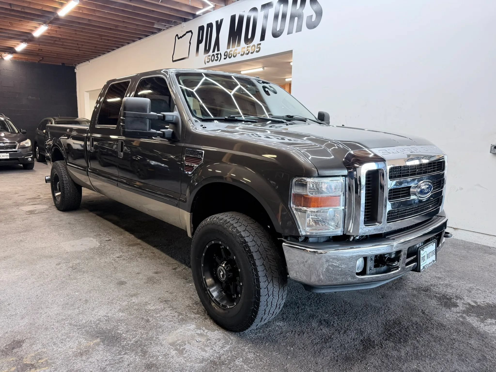 Used 2008 Ford F250 XL AWD/4WD image 2