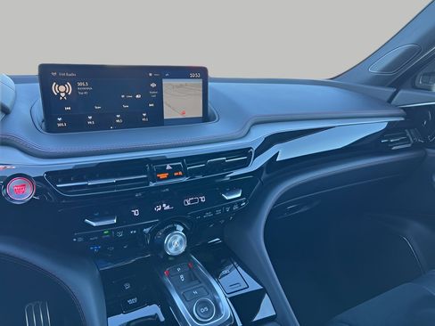 Used 2023 Acura MDX A-Spec image 9