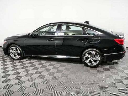 Used 2019 Honda Accord EX image 29