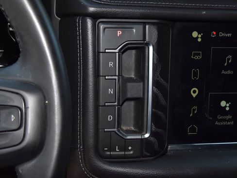 Used 2023 GMC Yukon Denali w/ LPO, Floor Liner Package AWD/4WD image 28
