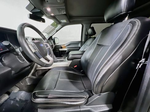 Used 2018 Ford F150 Lariat w/ Equipment Group 502A Luxury RWD image 15
