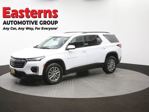 Used 2023 Chevrolet Traverse LT w/ Rear Camera Mirror Package AWD/4WD image 57