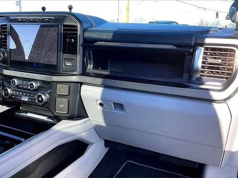 Used 2024 Ford F250 Limited image 21