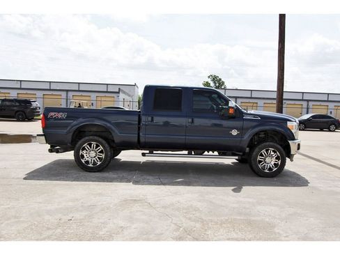 Used 2015 Ford F250 Lariat w/ Lariat Ultimate Package AWD/4WD image 5