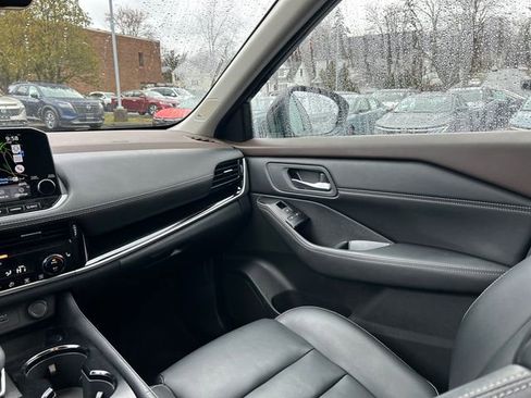 Certified 2023 Nissan Rogue SL w/ SL Premium Package image 26