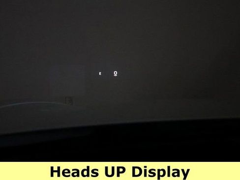 Used 2024 Porsche Panamera 4 image 21