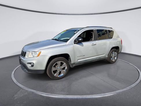 Used 2011 Jeep Compass Latitude AWD/4WD image 1