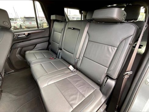 Used 2025 Chevrolet Tahoe LT image 19