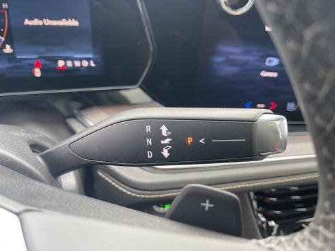 New 2026 Chevrolet Suburban Premier image 28