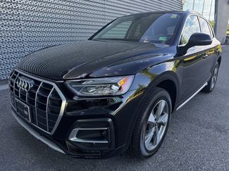 Certified 2024 Audi Q5 2.0T Premium Plus image 1