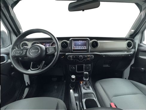 Used 2022 Jeep Wrangler Sport AWD/4WD image 31